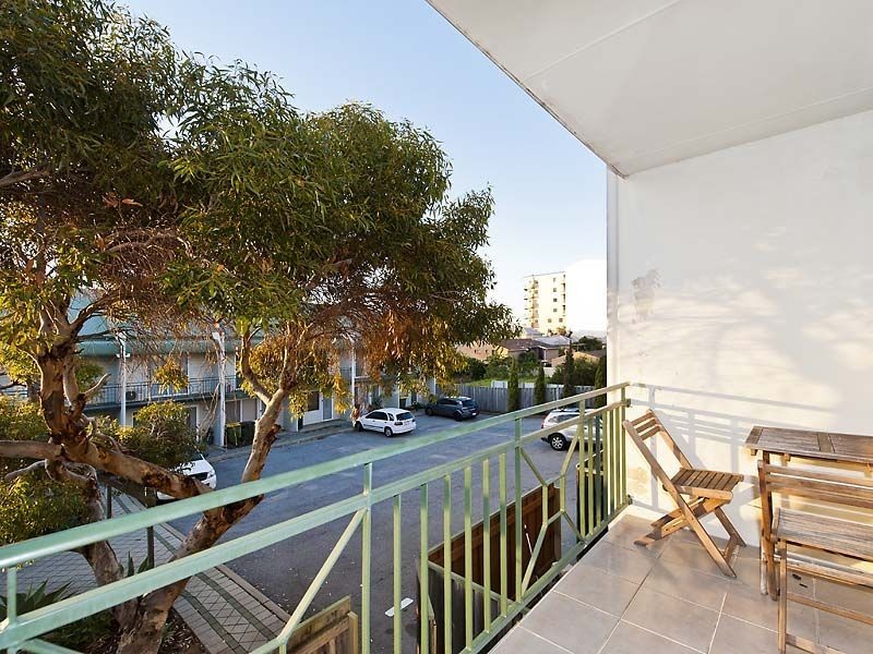 1/52 Kent Street, Rockingham WA 6168