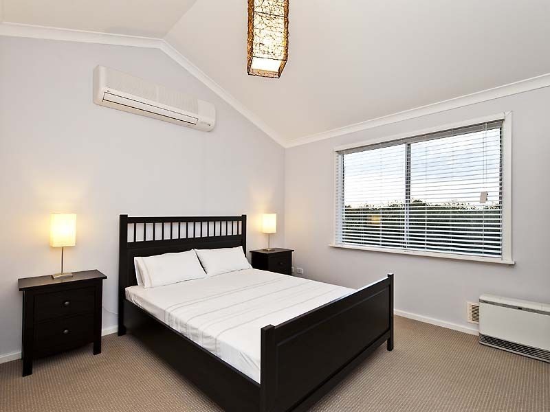 1/52 Kent Street, Rockingham WA 6168