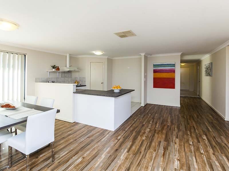 15 Bogue Way, Port Kennedy WA 6172