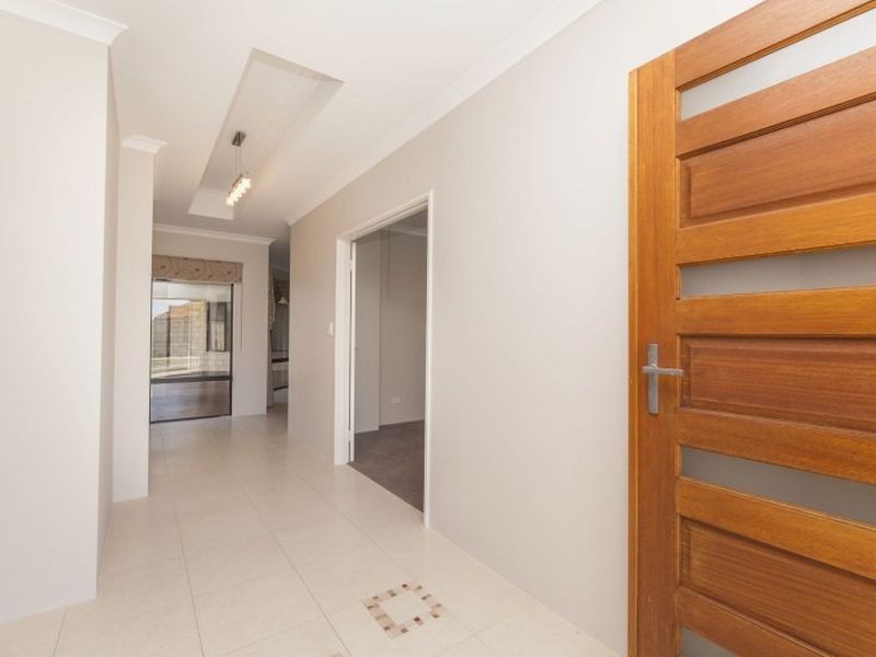 44 Three Bears Loop, Secret Harbour WA 6173