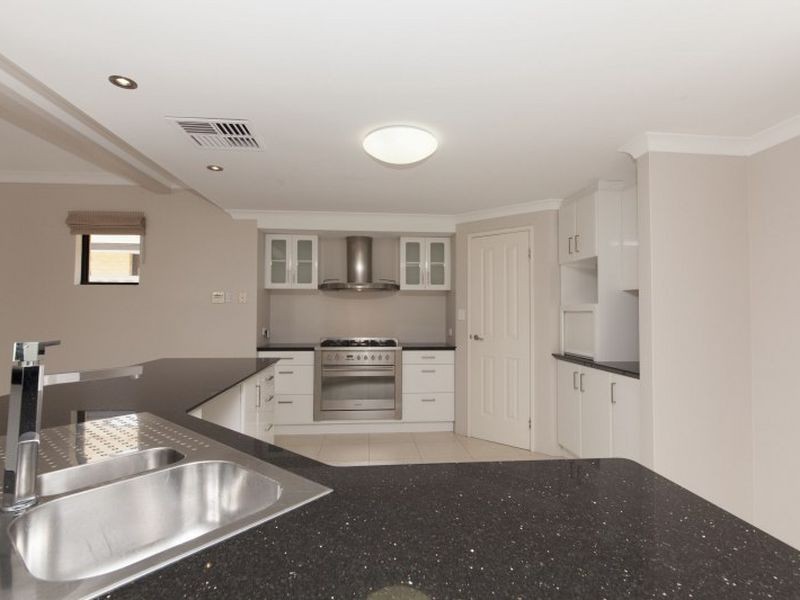 44 Three Bears Loop, Secret Harbour WA 6173