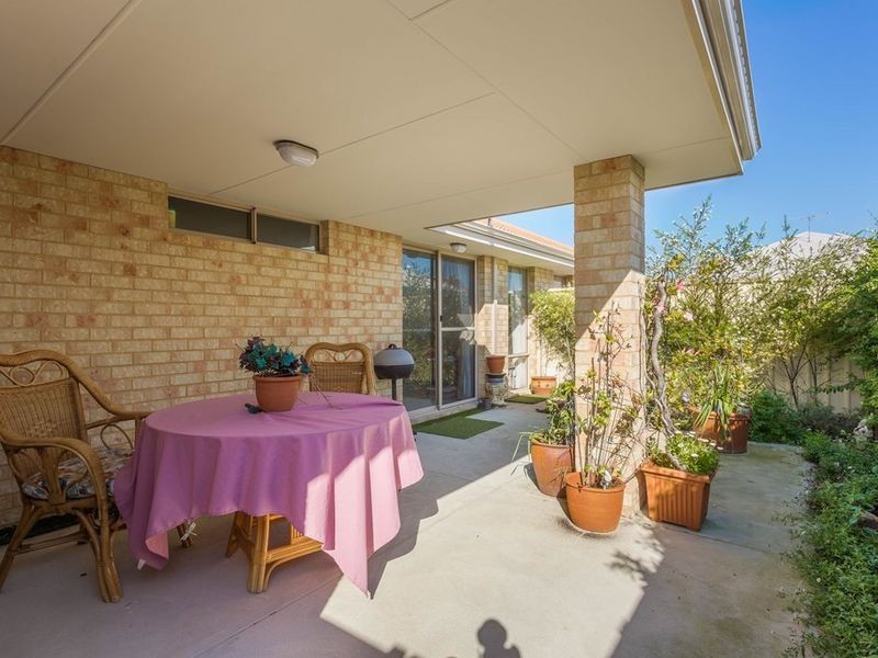 21 Vitesse Approach, Shoalwater WA 6169