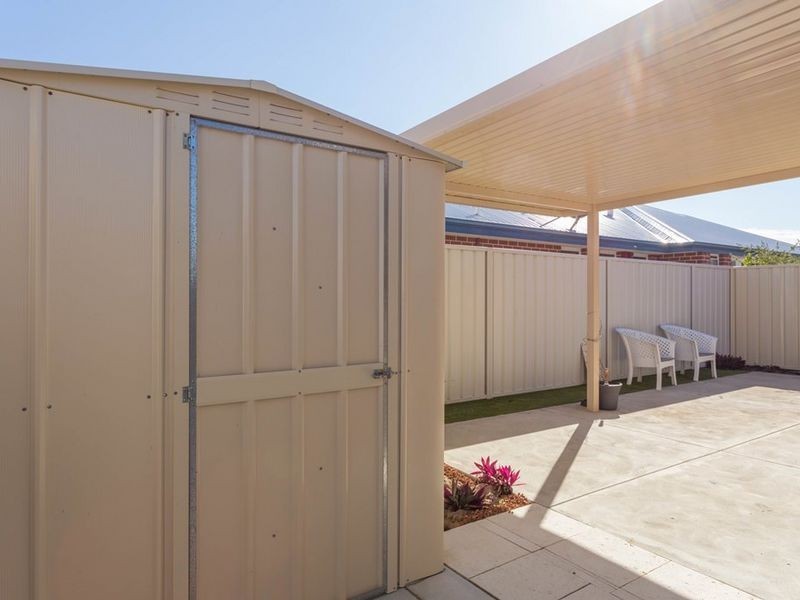 21 Vitesse Approach, Shoalwater WA 6169