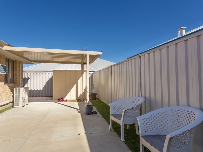 21 Vitesse Approach, Shoalwater WA 6169
