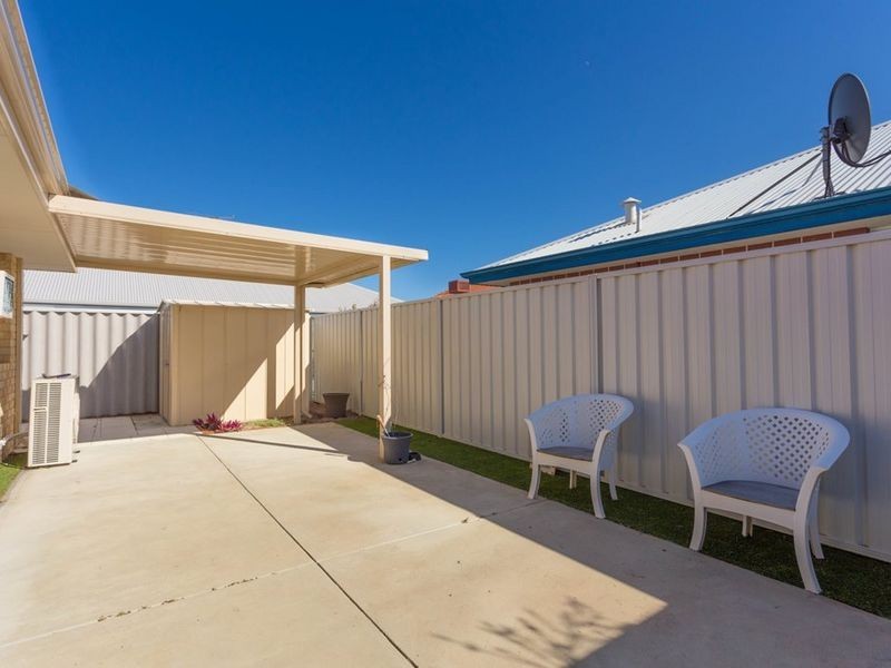 21 Vitesse Approach, Shoalwater WA 6169