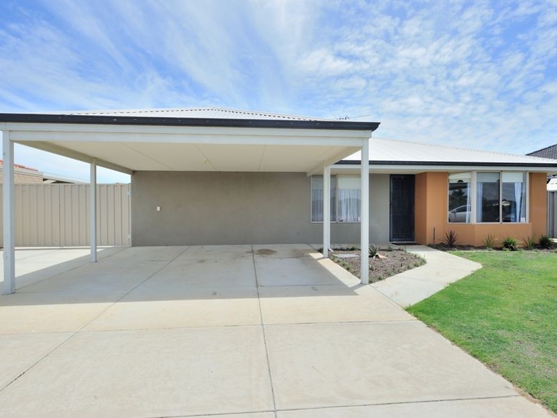 31 Benbecula Loop, Port Kennedy WA 6172