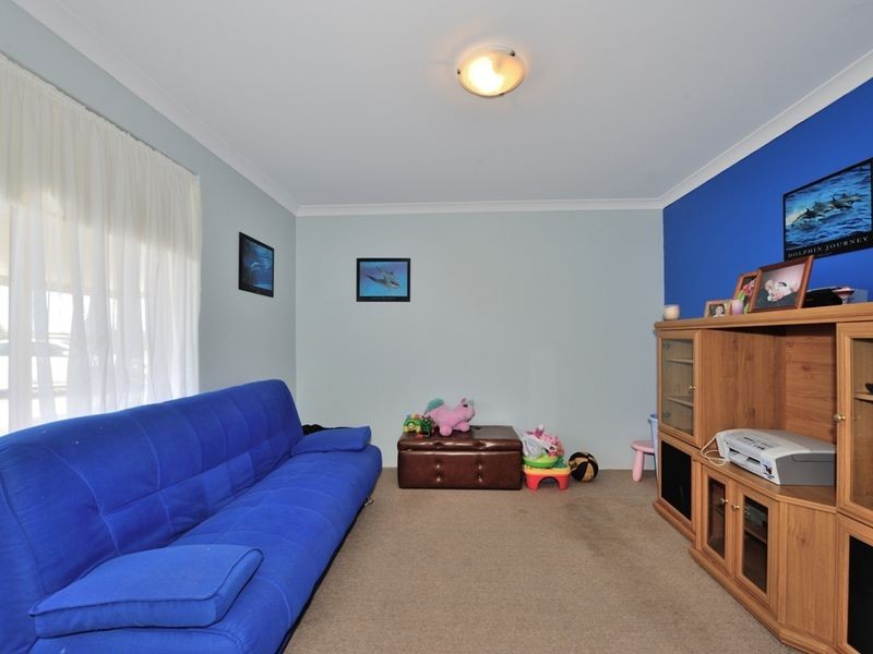 31 Benbecula Loop, Port Kennedy WA 6172