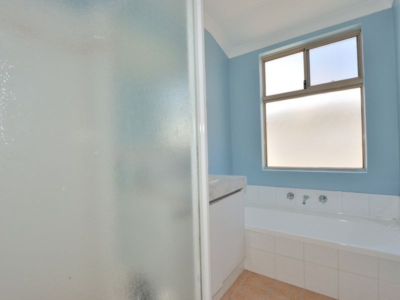 31 Benbecula Loop, Port Kennedy WA 6172