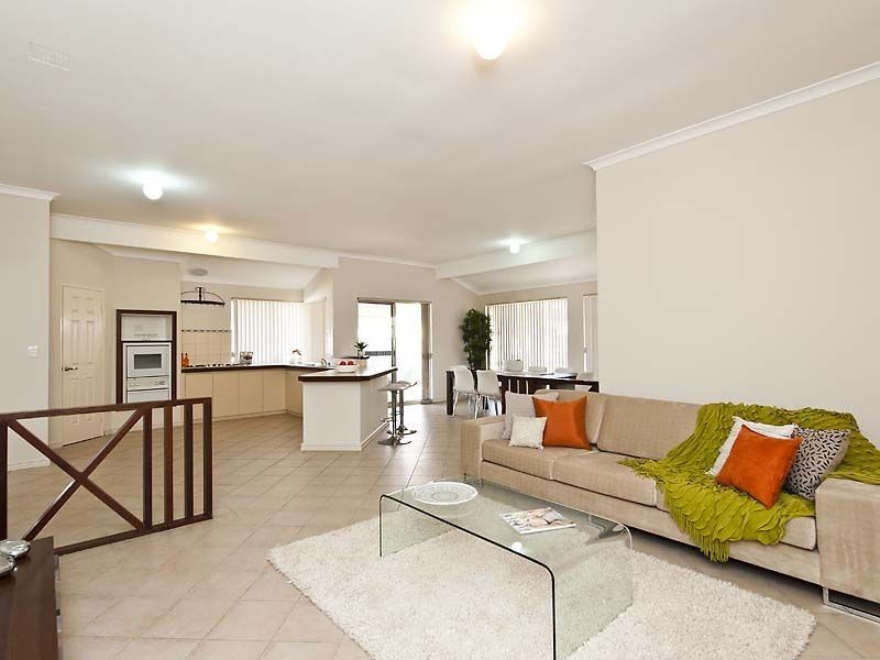 93 Secret Harbour Boulevard, Secret Harbour WA 6173