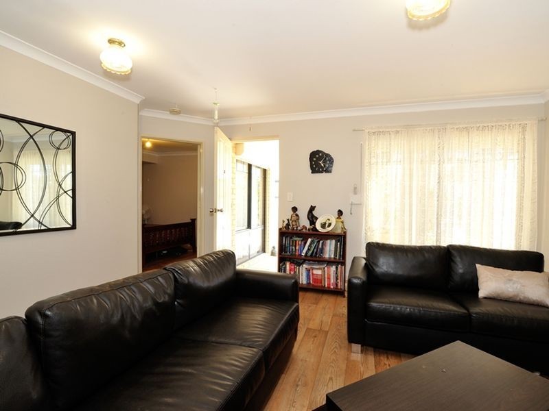 23 Mulloway Place, Warnbro WA 6169