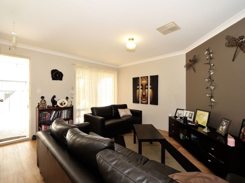 23 Mulloway Place, Warnbro WA 6169