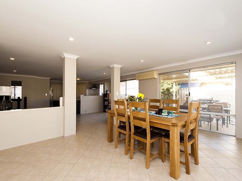 66 Achiever Avenue, Port Kennedy WA 6172