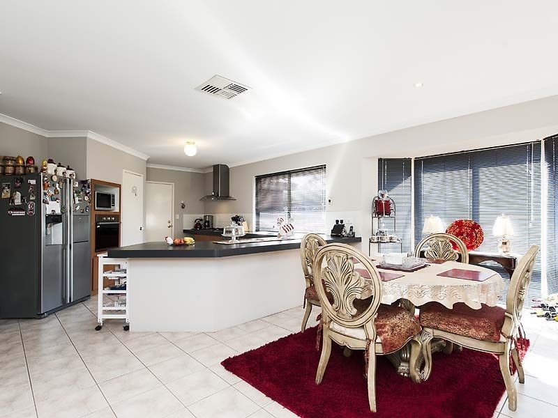 4 Carpentaria Drive, Port Kennedy WA 6172