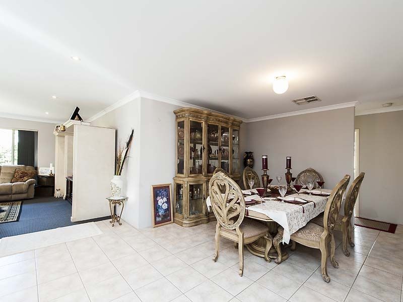 4 Carpentaria Drive, Port Kennedy WA 6172