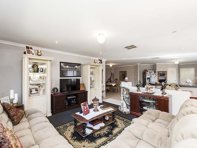 4 Carpentaria Drive, Port Kennedy WA 6172