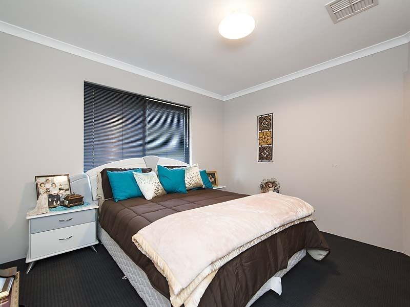 4 Carpentaria Drive, Port Kennedy WA 6172