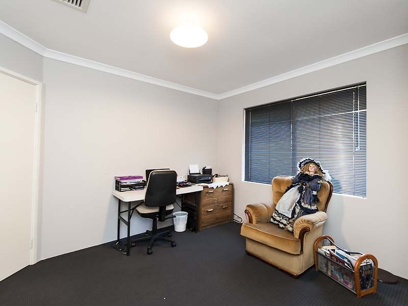 4 Carpentaria Drive, Port Kennedy WA 6172