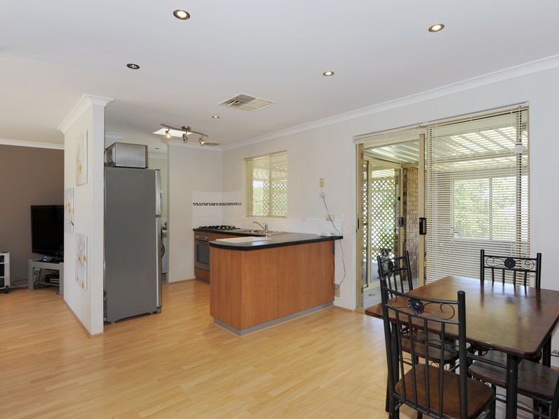 14 Marley Way, Warnbro WA 6169