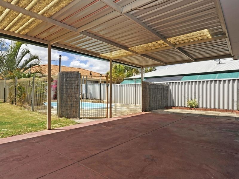 22 Harding Close, Waikiki WA 6169