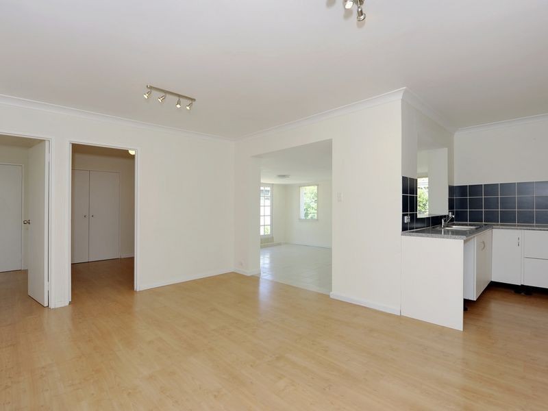 3 Monsoon Close, Waikiki WA 6169