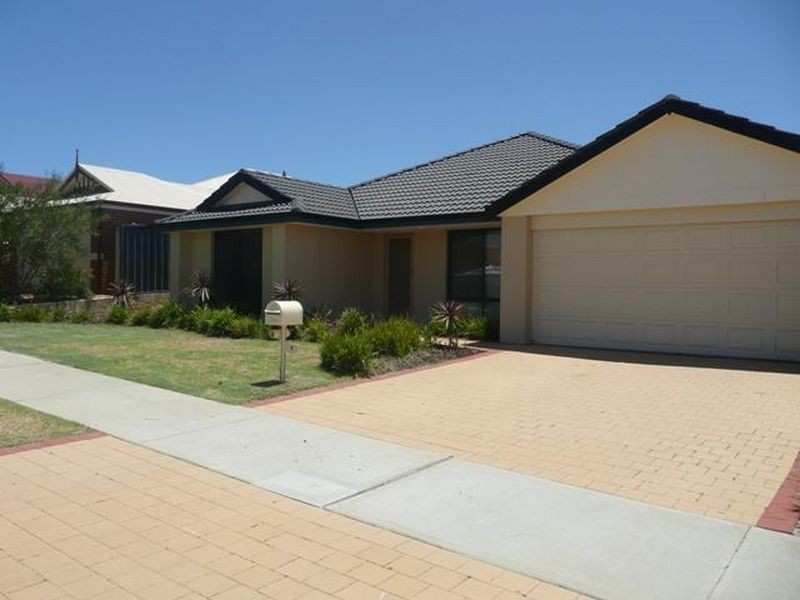 8 Corymbia Green, Baldivis WA 6171