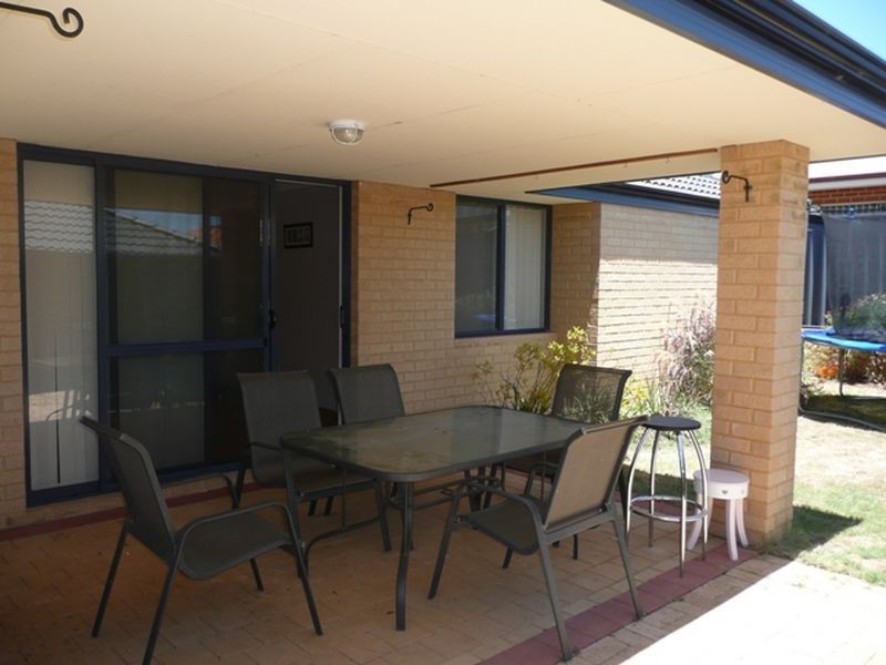 8 Corymbia Green, Baldivis WA 6171