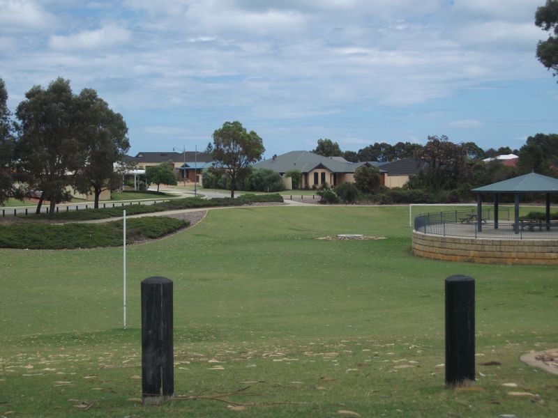 29 Swanson Way, Secret Harbour WA 6173