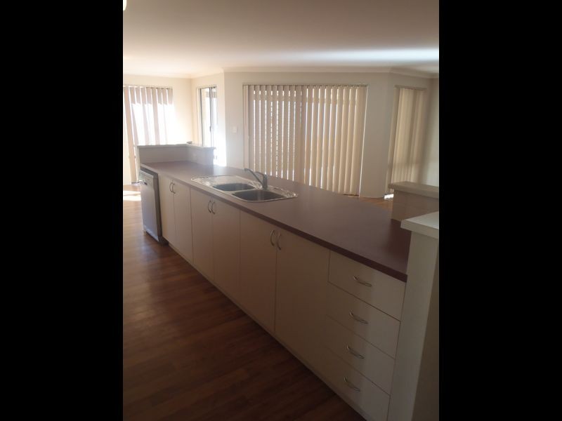 9 Bertholet Rise, Secret Harbour WA 6173