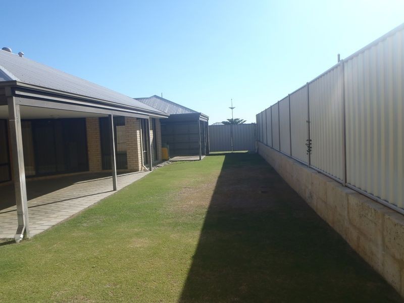 9 Bertholet Rise, Secret Harbour WA 6173