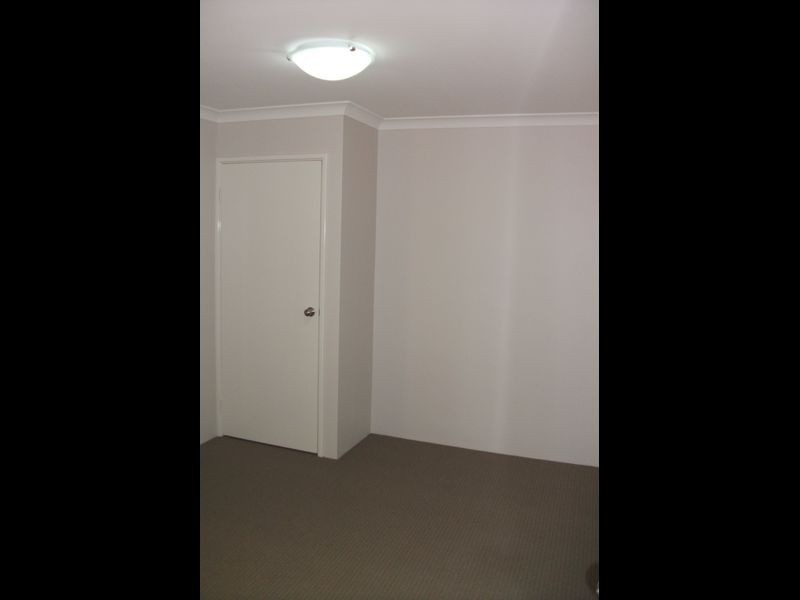 2/23 Weld Street, Rockingham WA 6168