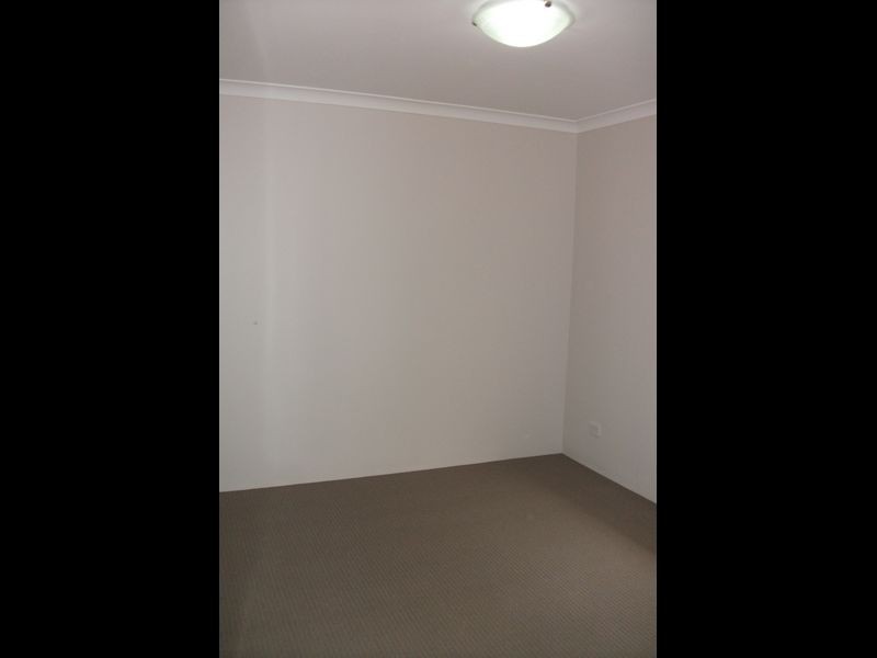 2/23 Weld Street, Rockingham WA 6168