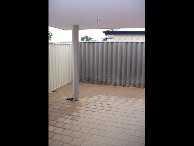 2/23 Weld Street, Rockingham WA 6168