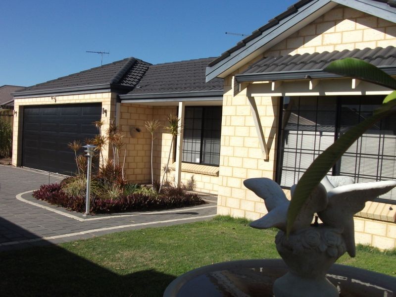 3 Edgbaston Crescent, Port Kennedy WA 6172