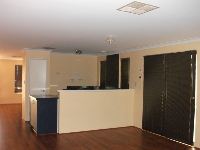 3 Edgbaston Crescent, Port Kennedy WA 6172