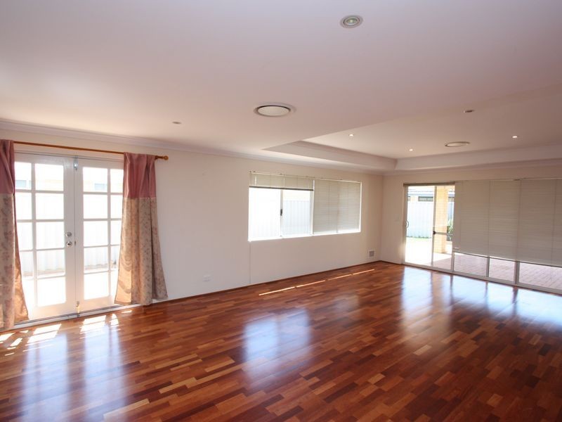 3 Valheru Avenue, Rockingham WA 6168