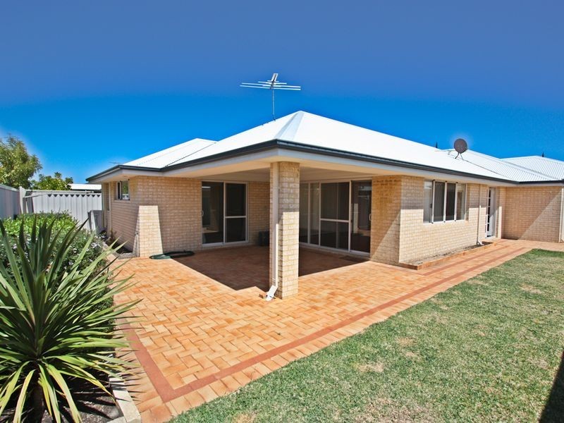 3 Valheru Avenue, Rockingham WA 6168