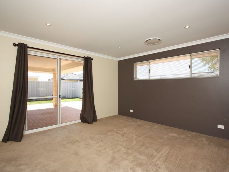 3 Valheru Avenue, Rockingham WA 6168