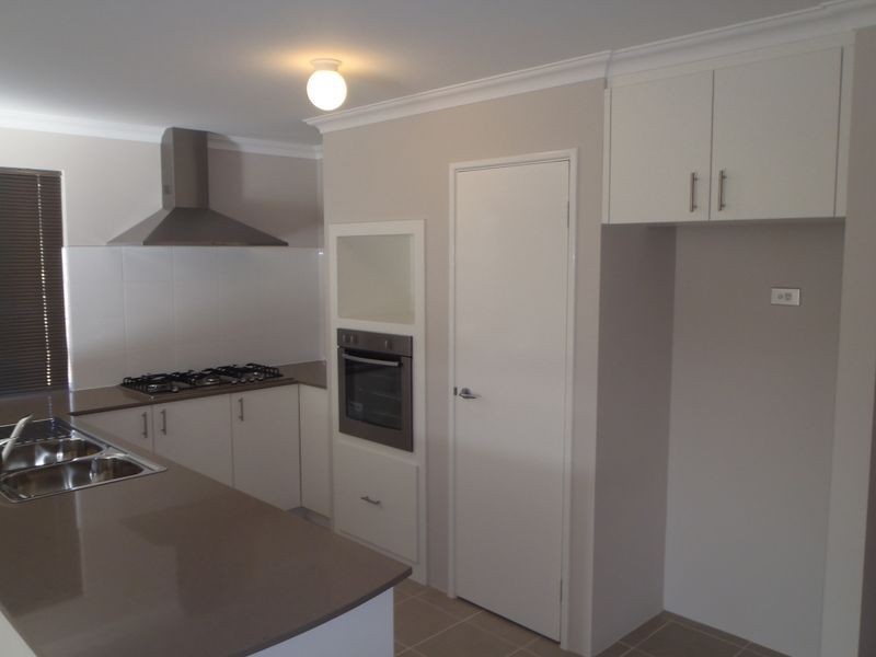 42 Smirke Road, Baldivis WA 6171