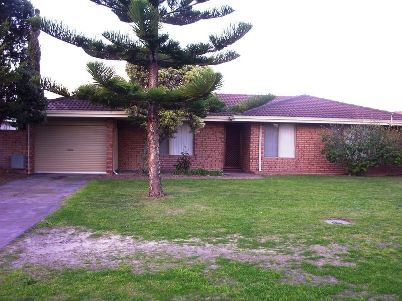 556 Safety Bay Road, Waikiki WA 6169