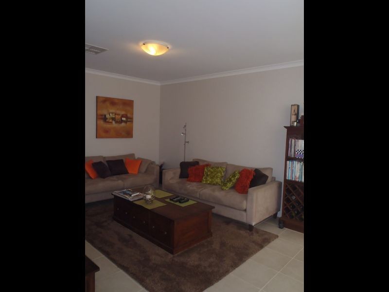 27 Mallard Way, Baldivis WA 6171