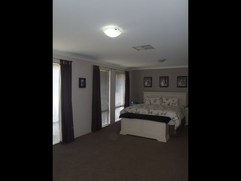 27 Mallard Way, Baldivis WA 6171