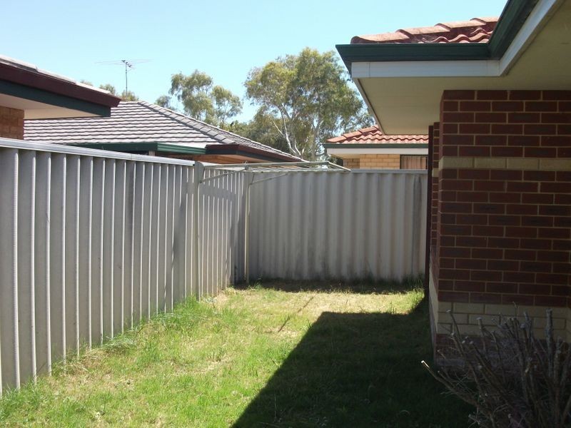 6/2 Redbud Mews, Cooloongup WA 6168