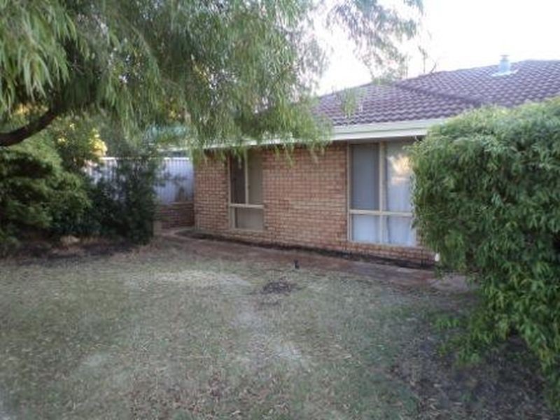 4 Darkins Retreat, Parmelia WA 6167