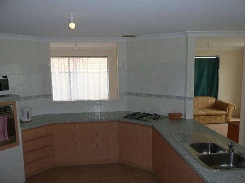 25 Liesham Crescent, Baldivis WA 6171