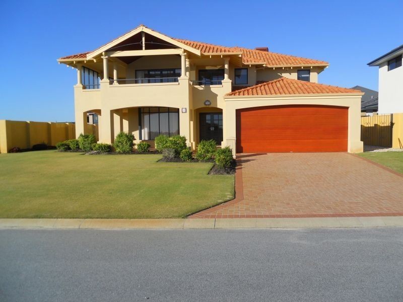 19 Cobblestone Circuit, Secret Harbour WA 6173