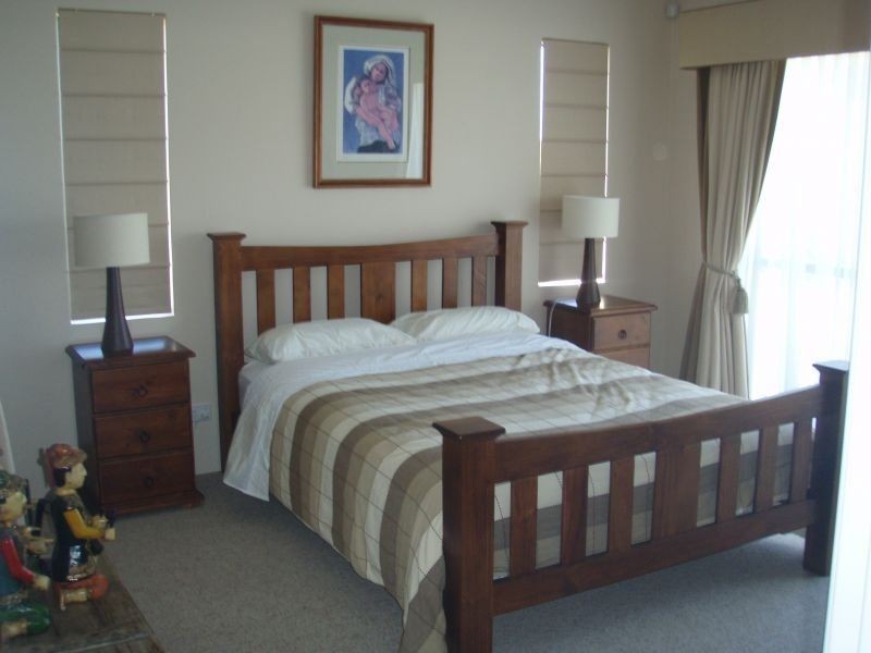 19 Cobblestone Circuit, Secret Harbour WA 6173