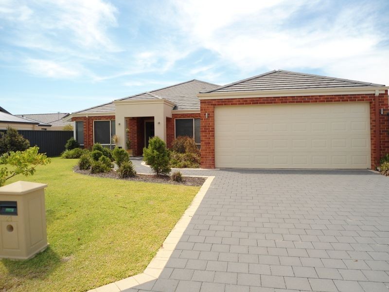 21 Scoparia Way, Baldivis WA 6171