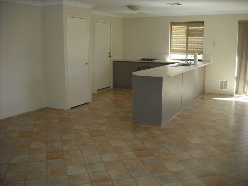 20 Kumarina Drive, Secret Harbour WA 6173