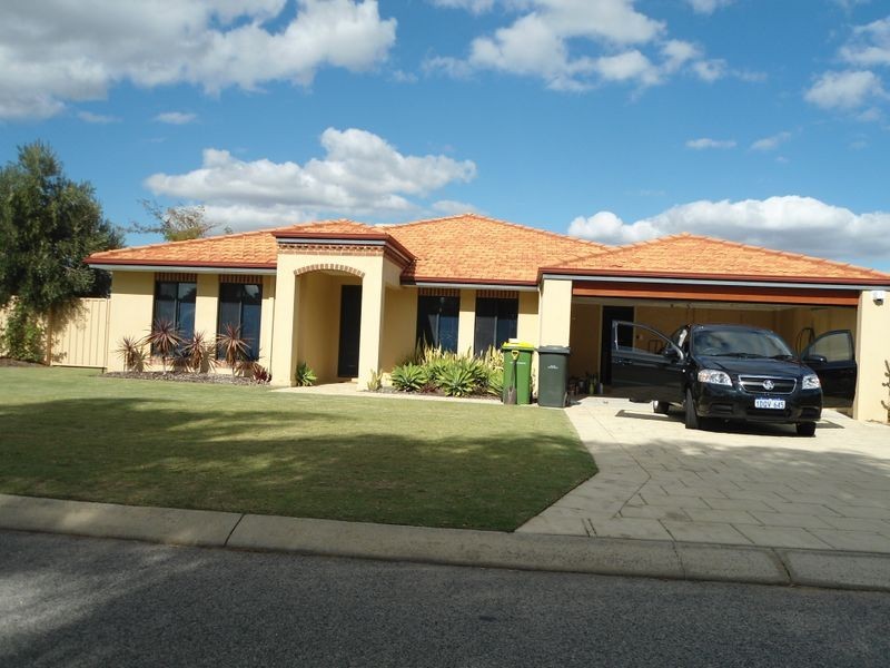 10 Genoa Place, Secret Harbour WA 6173