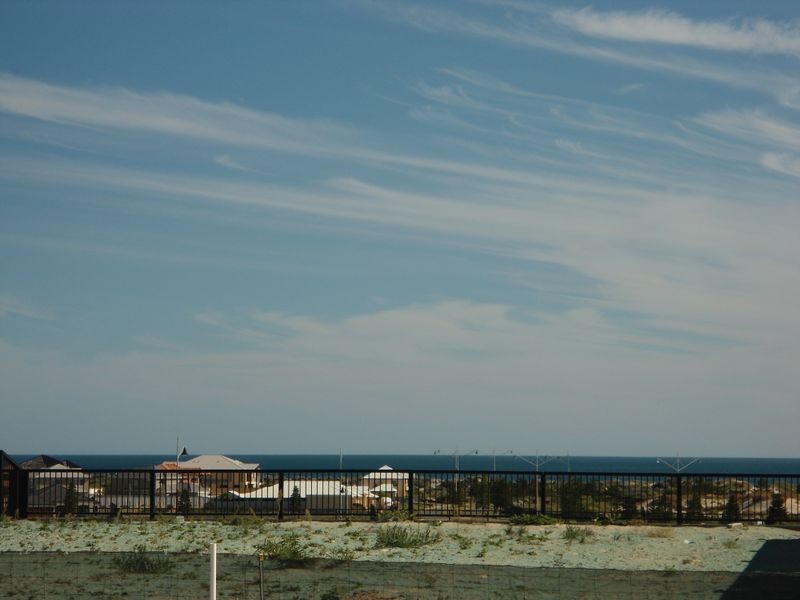 14 Holloways Ridge, Secret Harbour WA 6173